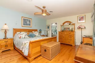 29 Leach St, Salem, MA 01970 - Photo 12