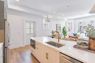 13 Bird St, Boston, MA 02125 - Photo 4
