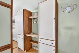 93 Shore Dr, Plymouth, MA 02360 - Photo 10
