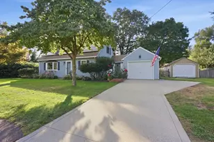 46 Country Rd, Agawam, MA 01001 - Photo 2