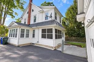25 Wexford St, Springfield, MA 01118 - Photo 10