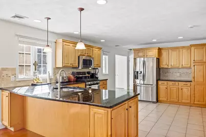 135 Candlestick Rd, North Andover, MA 01845 - Photo 12
