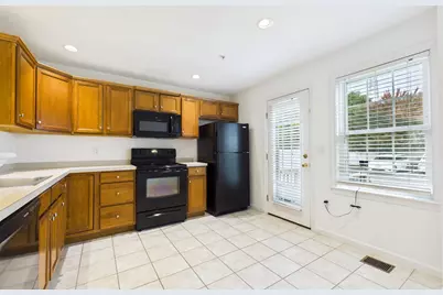 115 Boxberry Ln #115, Rockland, MA 02370 - Photo 16