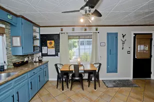 65 Beauchamp Terrace, Chicopee, MA 01020 - Photo 4