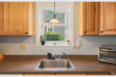 12 Brightside St, Millbury, MA 01527 - Photo 10