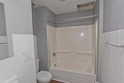 122 Fort Pleasant Ave, Springfield, MA 01108 - Photo 14