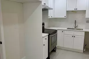 100 Fellsway E, Malden, MA 02148 - Photo 2