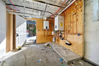 14-16 Ripley St, Malden, MA 02148 - Photo 32