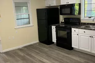 12 Hadley Rd, Methuen, MA 01844 - Photo 2