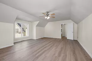118 Barbara Ln, Hudson, NH 03051 - Photo 12