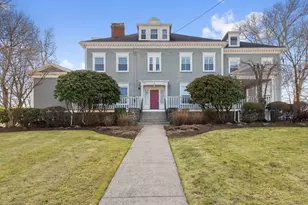 8 Parker Rd, Wakefield, MA 01880 - Photo 1
