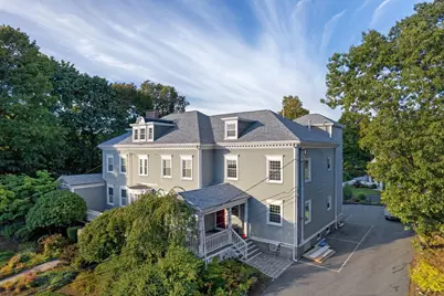 8 Parker Rd #4, Wakefield, MA 01880 - Photo 2