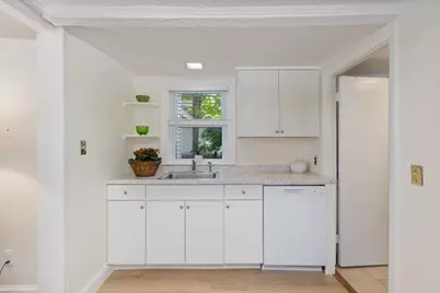 65 Oxford Ave, Haverhill, MA 01835 - Photo 16
