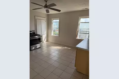 53 Ellsworth St #3, Worcester, MA 01610 - Photo 2