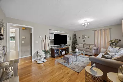 133 Commonwealth Ave #B, Worcester, MA 01604 - Photo 4