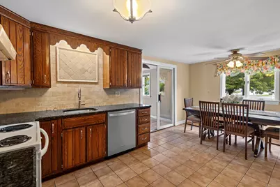 50 Main St, Foxboro, MA 02035 - Photo 16