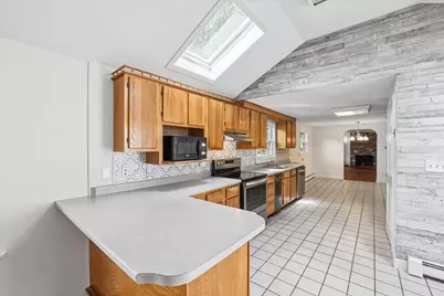 29 Bonneau Street, North Attleboro, MA 02760 - Photo 8