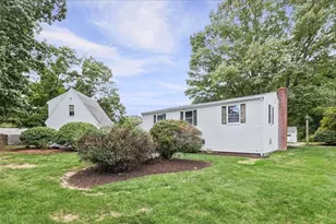 29 Bonneau St, North Attleboro, MA 02760 - Photo 32