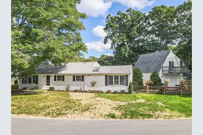 29 Bonneau Street, North Attleboro, MA 02760 - Photo 2