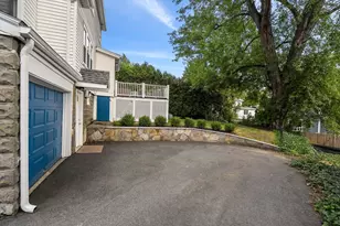 29 Woburn St, Medford, MA 02155 - Photo 40