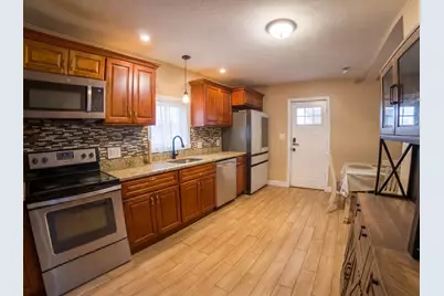 16 High St, Chelsea, MA 02150 - Photo 8