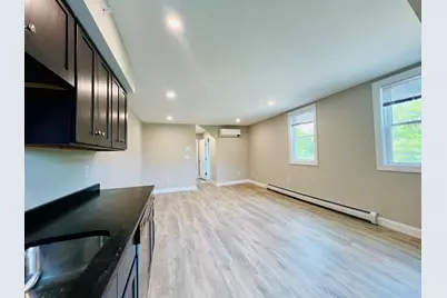 58-60 Mineral Street #58 C, Reading, MA 01867 - Photo 2