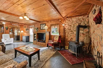 70 Old Princeton Rd, Hubbardston, MA 01452 - Photo 10