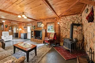 70 Old Princeton Rd, Hubbardston, MA 01452 - Photo 10