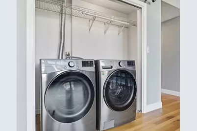219 Central Street #2B, Lowell, MA 01852 - Photo 10