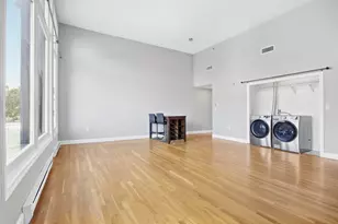 219 Central St, Lowell, MA 01852 - Photo 6