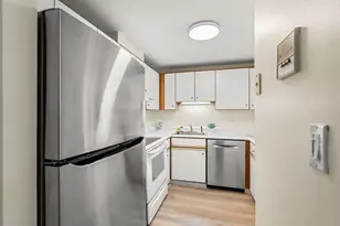 1 Watermill Pl, Arlington, MA 02476 - Photo 16