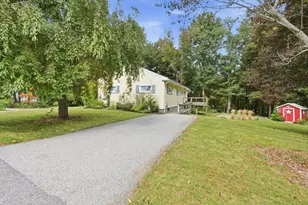 7 Athens St, Auburn, MA 01510 - Photo 32