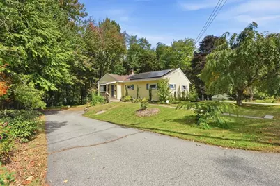 7 Athens St, Auburn, MA 01510 - Photo 4
