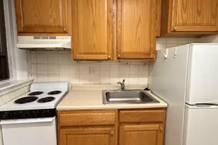 11 Grove St, Boston, MA 02114 - Photo 2
