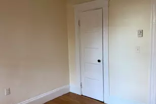 11 Grove St, Boston, MA 02114 - Photo 8