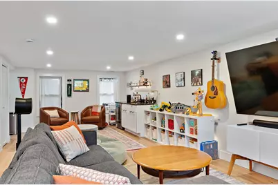 39 Essex St, Boston, MA 02129 - Photo 16