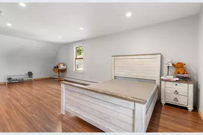 134 Commonwealth Ave, Worcester, MA 01604 - Photo 18