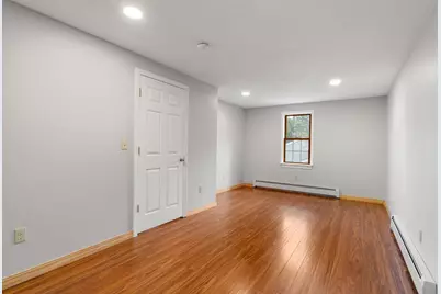 134 Commonwealth Ave, Worcester, MA 01604 - Photo 22