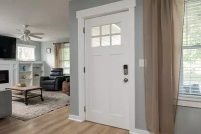 18 Elmwood St, Wareham, MA 02571 - Photo 6