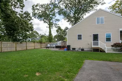18 Elmwood St, Wareham, MA 02571 - Photo 28
