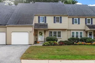 84 Waterford Dr, Worcester, MA 01602 - Photo 2