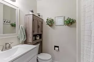 84 Waterford Dr, Worcester, MA 01602 - Photo 28