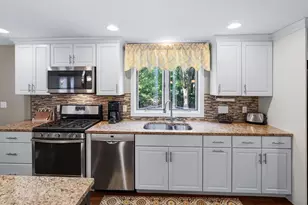 14 Oak Cir, Holden, MA 01520 - Photo 16