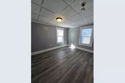 32 Agawam St #2, Lowell, MA 01852 - Photo 8