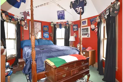 10 Holly St, Watertown, MA 02472 - Photo 24