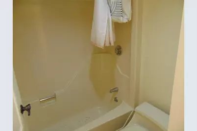 200 Falls Blvd #D111, Quincy, MA 02169 - Photo 8