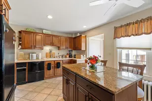 37 Hartz St, Gloucester, MA 01930 - Photo 8