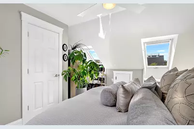 794 E 7th St #L, Boston, MA 02127 - Photo 16