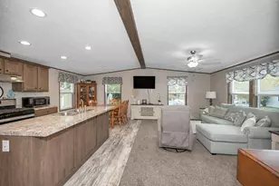 41 B St, Seabrook, NH 03874 - Photo 12