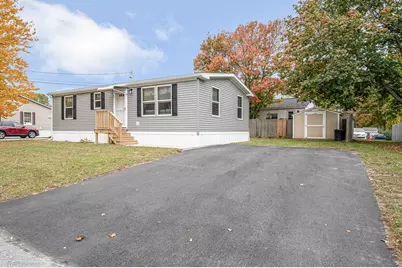41 B St, Seabrook, NH 03874 - Photo 2